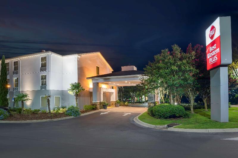 בית מלון כפרי Best Western Plus Tallahassee North