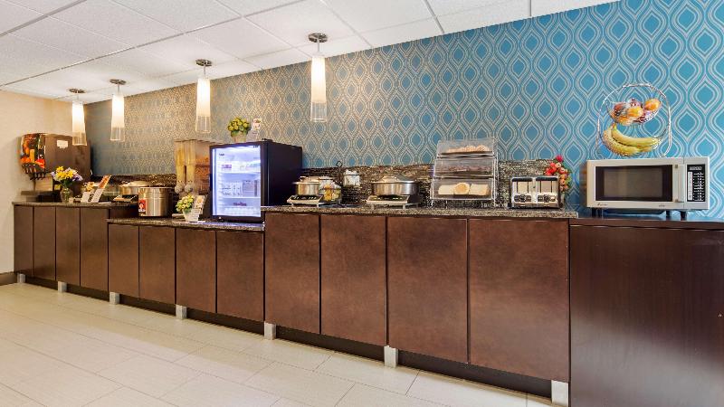 בית מלון כפרי Best Western Plus Tallahassee North