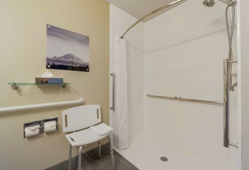 Отель Best Western Plus Wenatchee Downtown