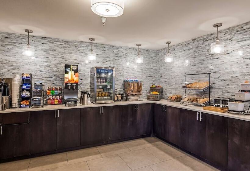 Отель Best Western Plus Wenatchee Downtown