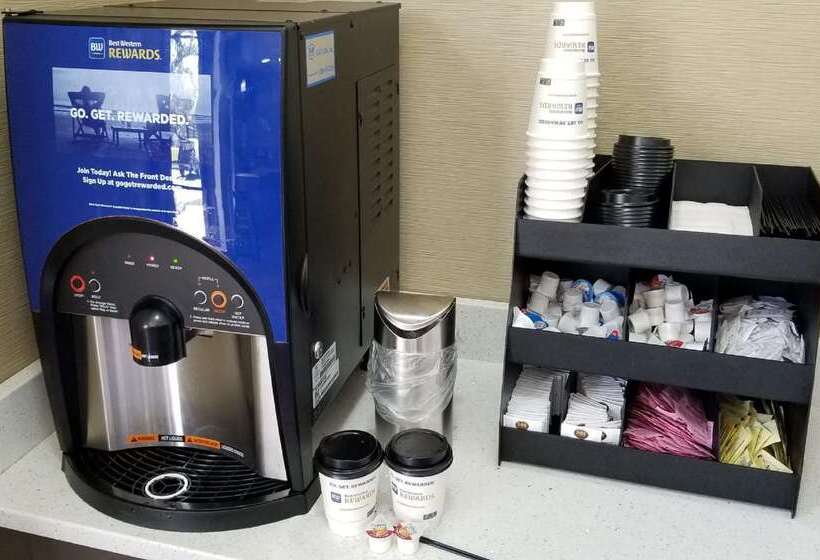 בית מלון כפרי Best Western Shallotte / Ocean Isle Beach