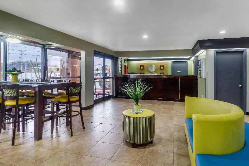 فندق Bristol Arcadia Inn