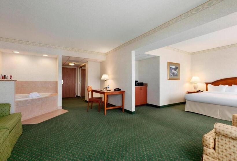 Radisson Hotel Cedar Rapids