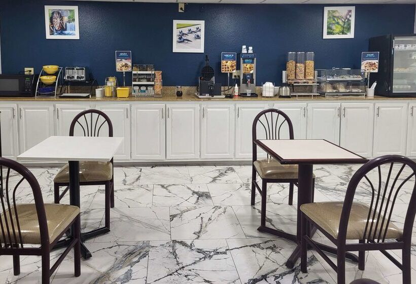 فندق Clarion Pointe Vidalia  Lyons West