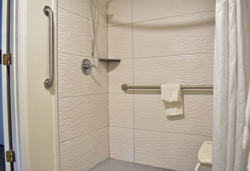 فندق Clarion Pointe Vidalia  Lyons West