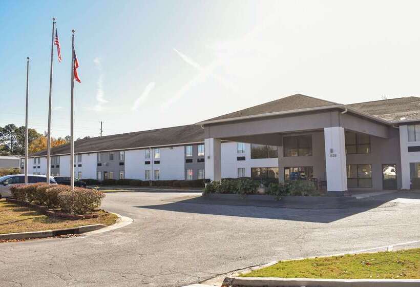 هتل Clarion Pointe Vidalia  Lyons West