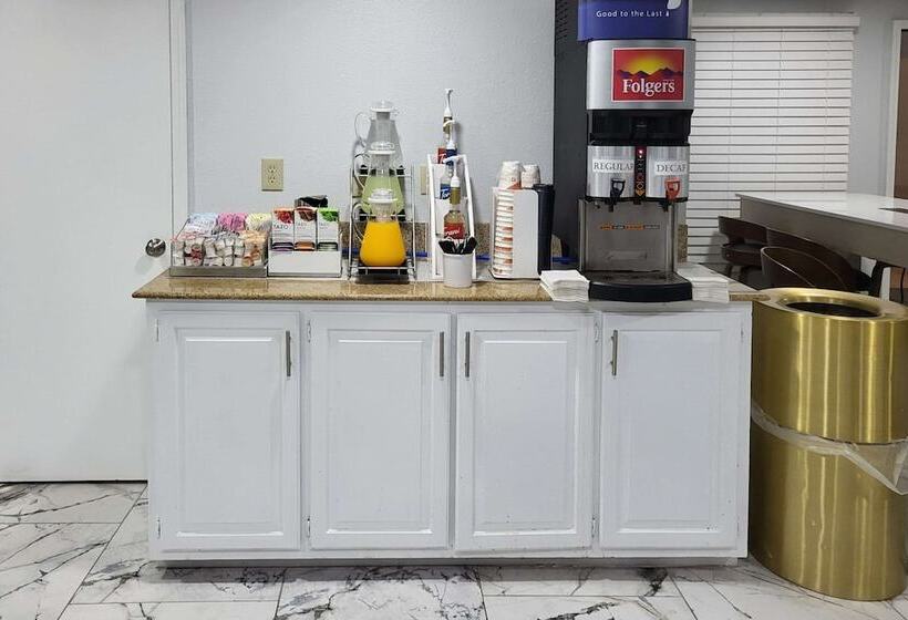 فندق Clarion Pointe Vidalia  Lyons West