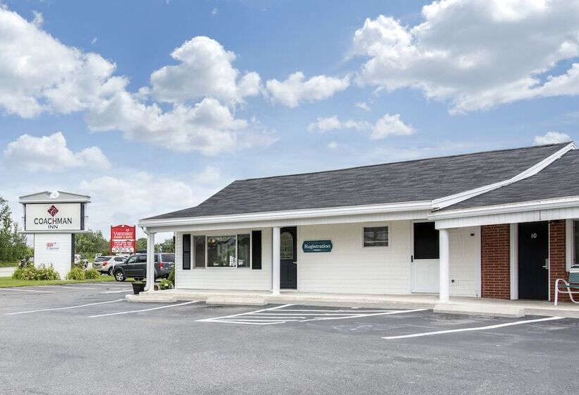 فندق Coachman Inn