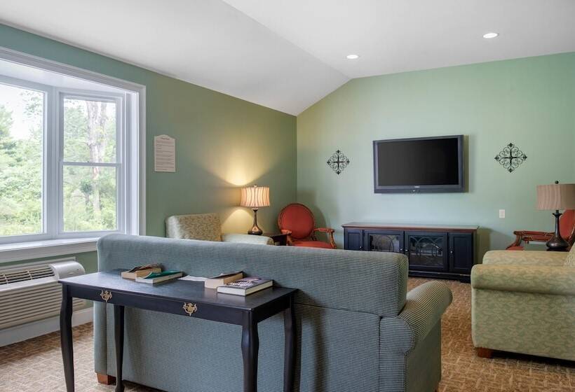 فندق Coachman Inn