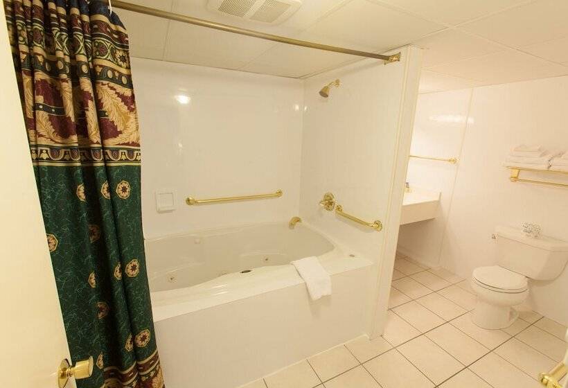 فندق Coachman Inn