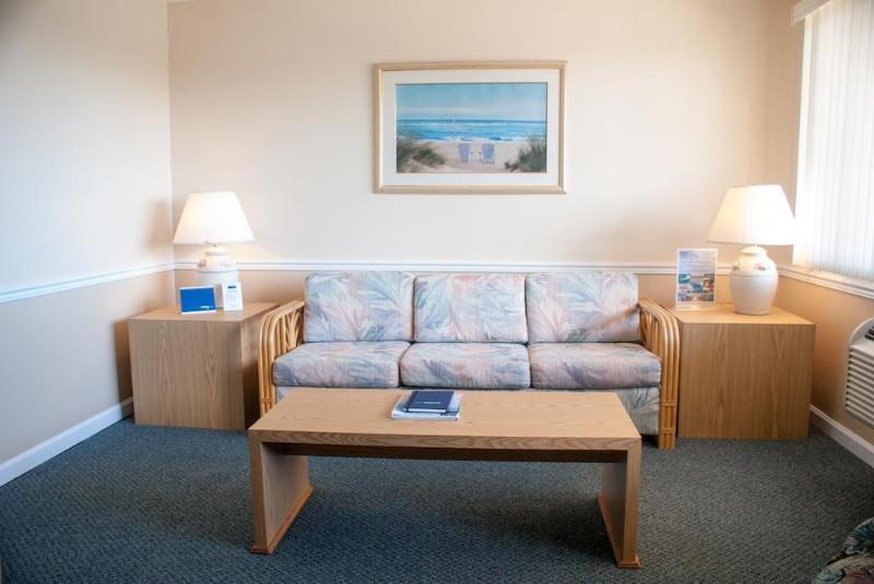 فندق Coastal Waters