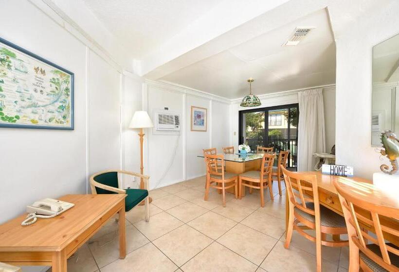 בית מלון כפרי Coco Plum Beach & Tennis Club & Marina