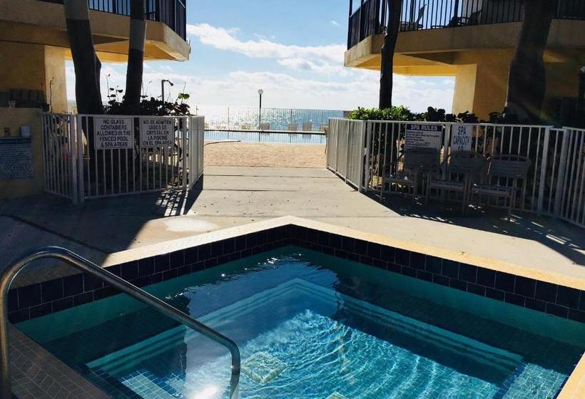 בית מלון כפרי Coco Plum Beach & Tennis Club & Marina