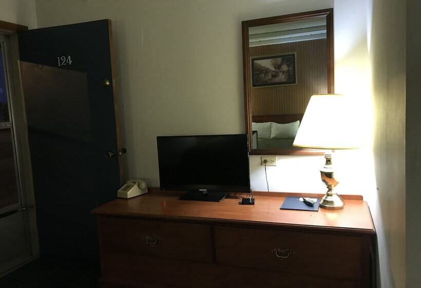 酒店 Colonial Inn Dyersville