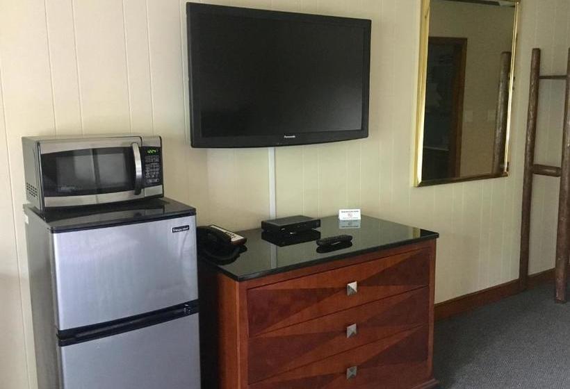 Hotel Colonial Traveler Motor Court