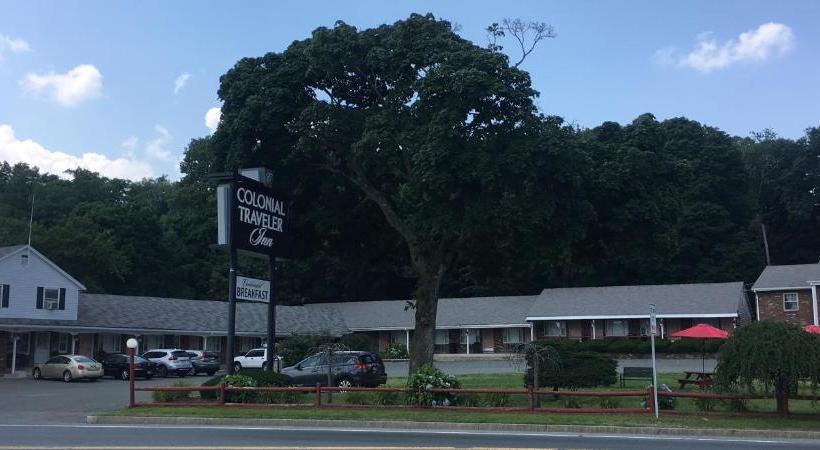 Hotel Colonial Traveler Motor Court