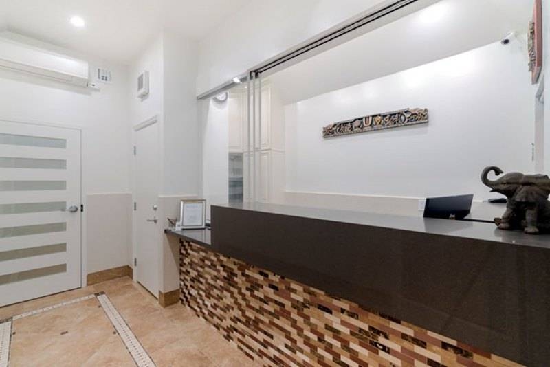 Отель Colony Inn