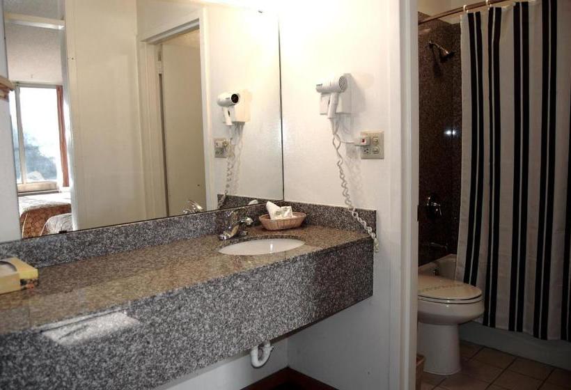 فندق Columbus Inn