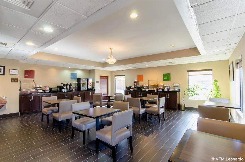 هتل Clarion Pointe Apex Holly Springs