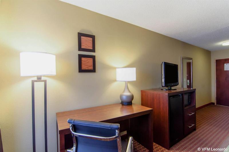 هتل Clarion Pointe Apex Holly Springs