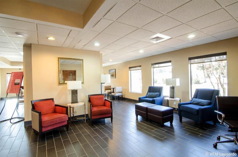 هتل Clarion Pointe Apex Holly Springs