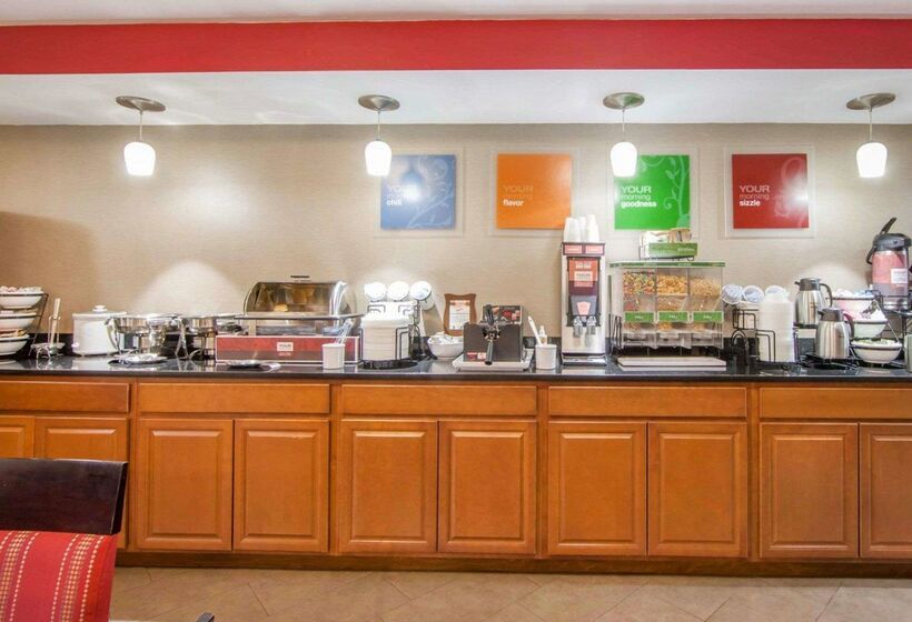 فندق Comfort Inn At Royal Blue