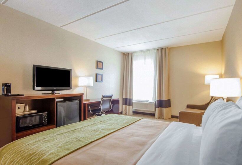 فندق Comfort Inn At Royal Blue