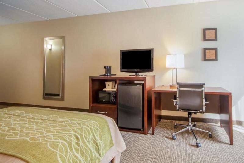 فندق Comfort Inn At Royal Blue