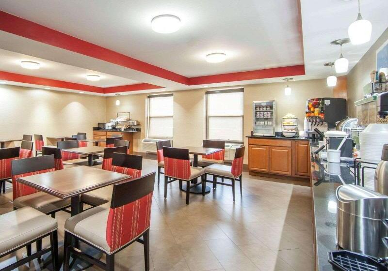 فندق Comfort Inn At Royal Blue