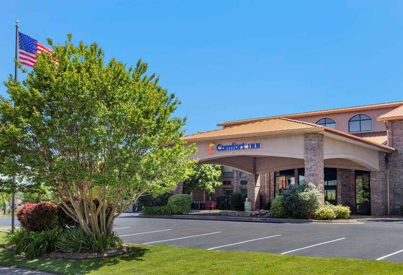 فندق Comfort Inn At Thousand Hills