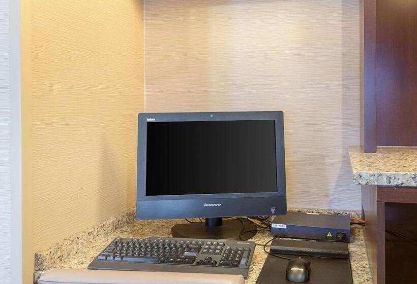 هتل Comfort Inn Barboursville Near Huntington Mall Area