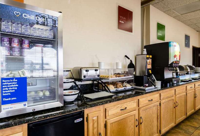 בית מלון כפרי Comfort Inn