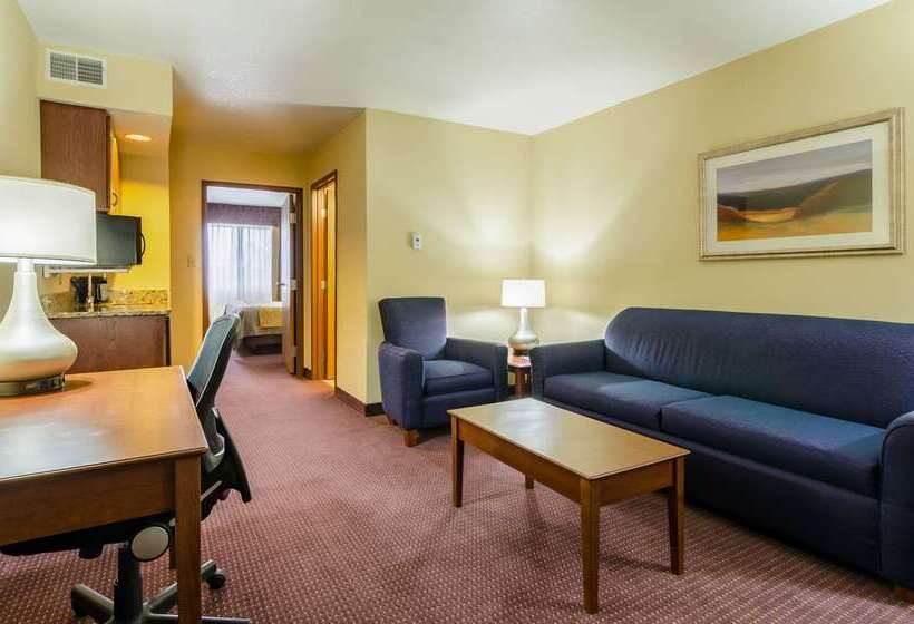 בית מלון כפרי Comfort Inn