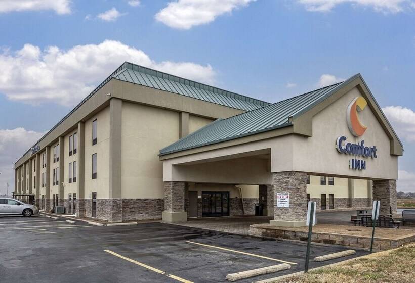 בית מלון כפרי Comfort Inn Collinsville Near St. Louis