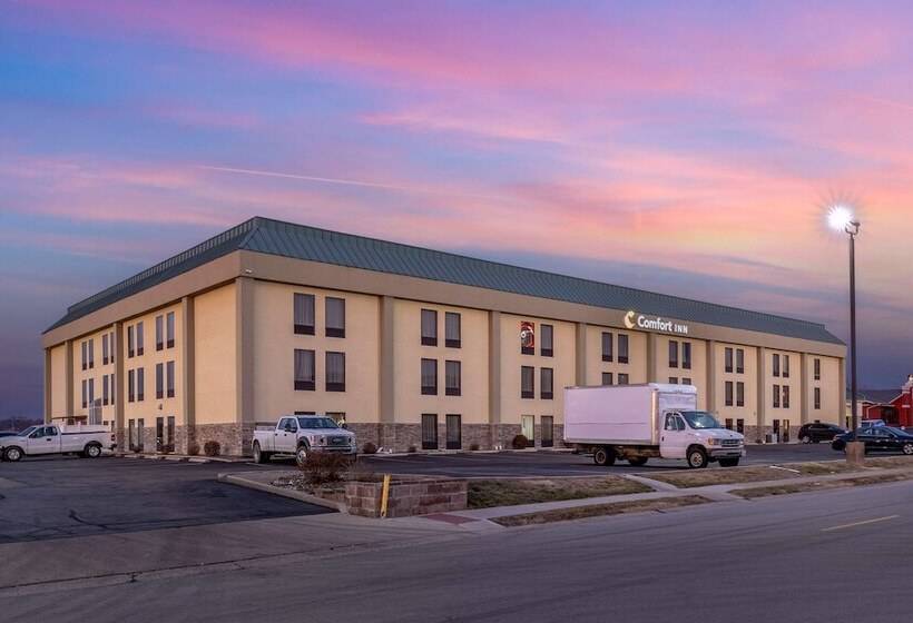 בית מלון כפרי Comfort Inn Collinsville Near St. Louis