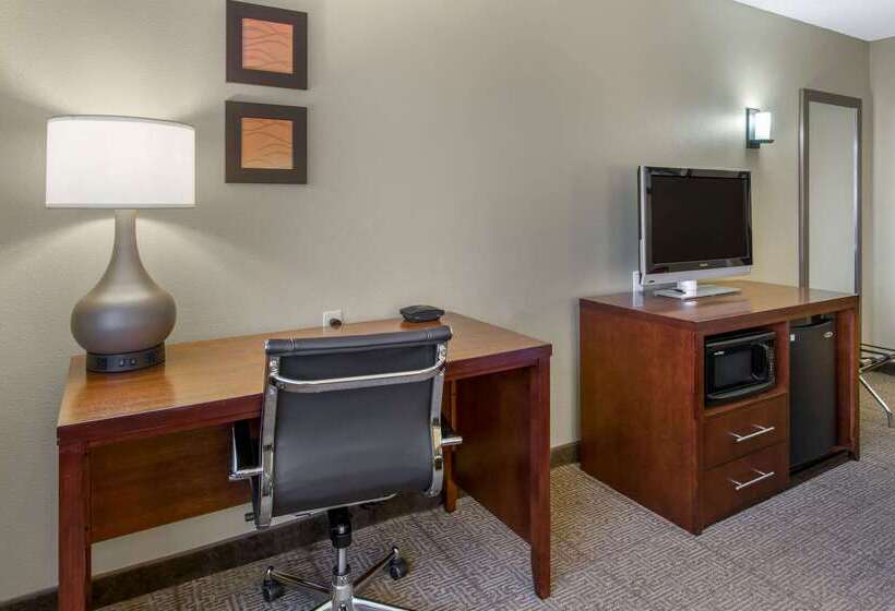 فندق Comfort Inn