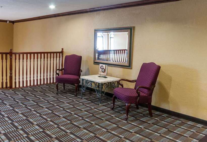 فندق Comfort Inn North Conroe
