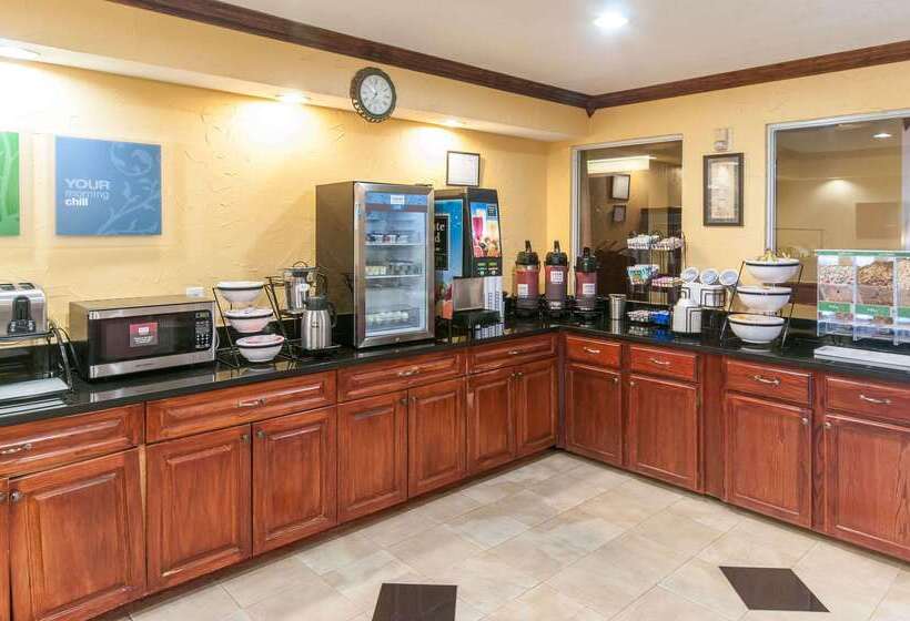 فندق Comfort Inn North Conroe