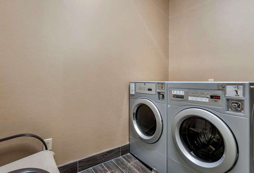 فندق Comfort Inn