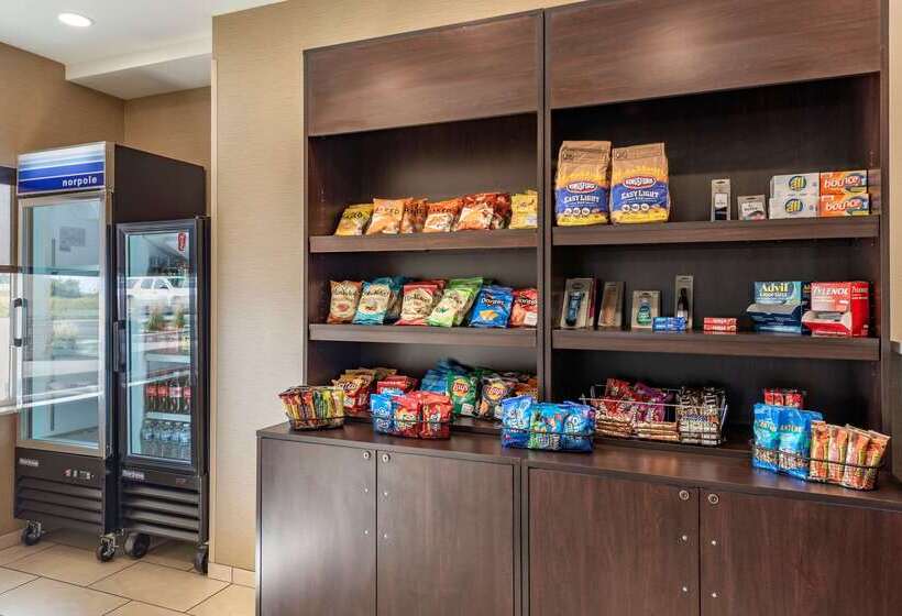 בית מלון כפרי Comfort Inn