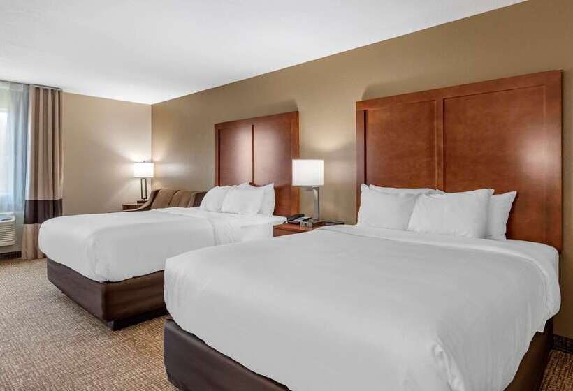 בית מלון כפרי Comfort Inn