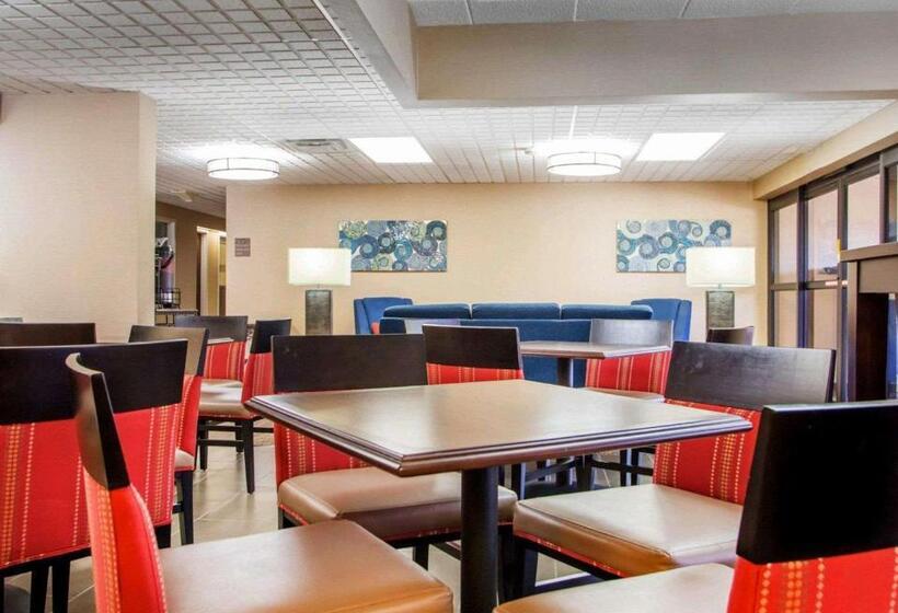 فندق Comfort Inn Dayton  Huber Heights