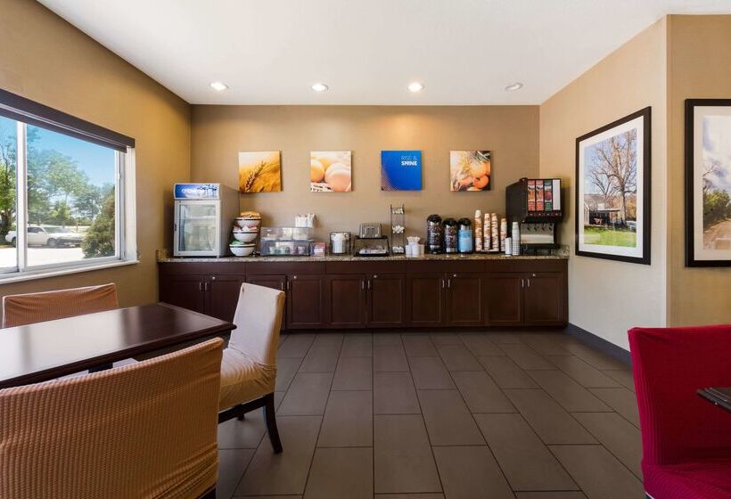 ホテル Comfort Inn East