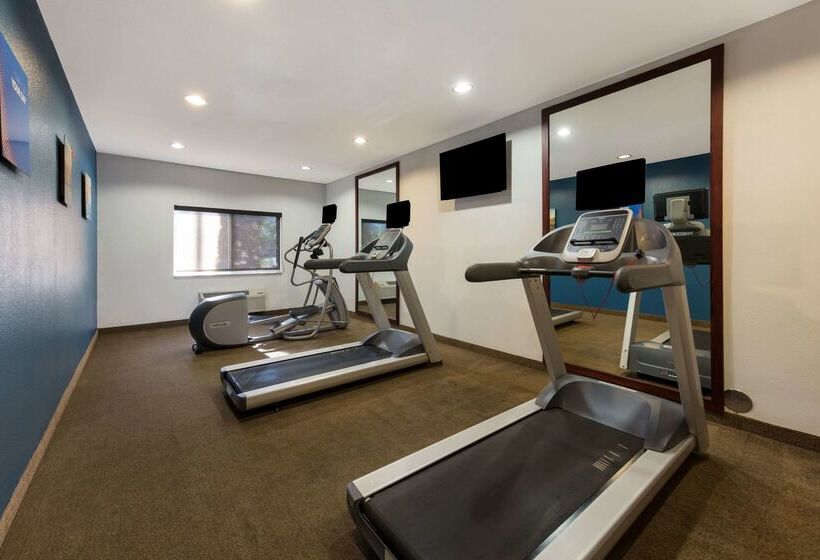 ホテル Comfort Inn East