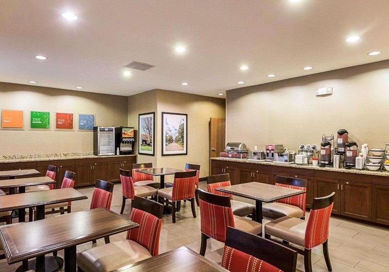 ホテル Comfort Inn East