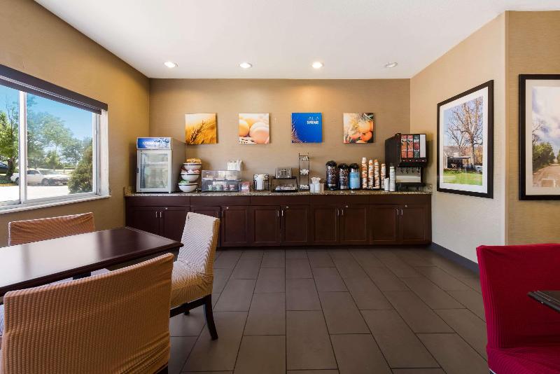 ホテル Comfort Inn East