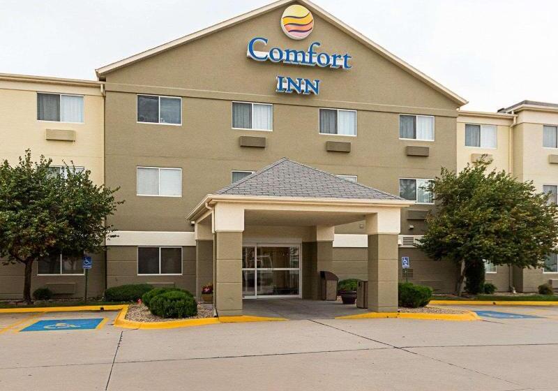 ホテル Comfort Inn East