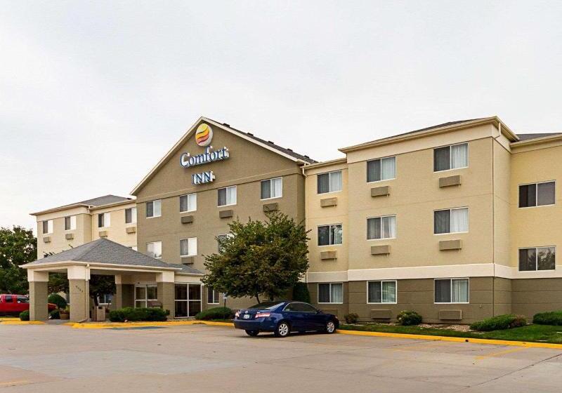 ホテル Comfort Inn East