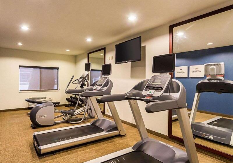 ホテル Comfort Inn East