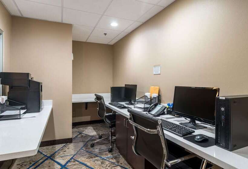 فندق Comfort Inn Edwardsville  St. Louis